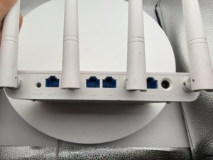 Répéteur <span class=keywords><strong>WiFi</strong></span> sans fil Tenda F6 300m, routeur d'occasion, connecteur SC, équipement de <span class=keywords><strong>fibre</strong></span> optique, communication réseau 3G 4G - Product Image 2