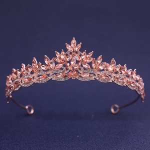 Couronnes <span class=keywords><strong>de</strong></span> princesse en alliage et strass pour enfants, serre-têtes d'<span class=keywords><strong>anniversaire</strong></span> pour filles, vente en gros - Product Image 1