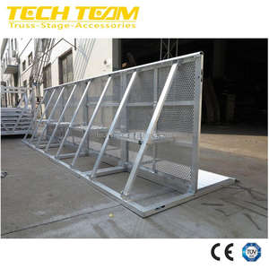 Barrière de sécurité galvanisée de concert de barrière de contrôle de foule de barricade en aluminium portative de <span class=keywords><strong>Mojo</strong></span> pour l'étape avant pour des affichages de botte - Product Image 3
