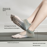 Nouvelles chaussettes de yoga antidérapantes professionnelles pour femmes, en coton et maille, à dégradé de couleurs, à cinq orteils, sans talon, pour Pilates