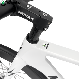 Vélo <span class=keywords><strong>de</strong></span> <span class=keywords><strong>route</strong></span> en carbone fabriqué en Chine avec freins à disque en carbone <span class=keywords><strong>et</strong></span> roues à 5 rayons, vélo en fibre <span class=keywords><strong>de</strong></span> carbone 700c pour vélo <span class=keywords><strong>de</strong></span> piste - Product Image 4