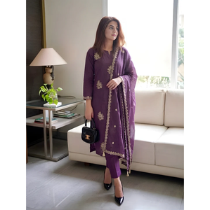 Elegant Deep <b>Purple</b> Embroidered Kurta Suit Set Stylish Ethnic Wear for Festive Party and Wedding Occasion - Product Image 2