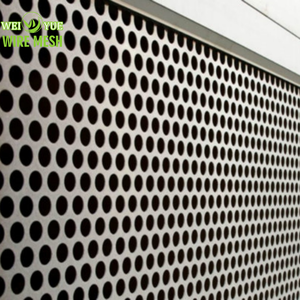 Custom 4x8ft aço inoxidável furo decorativo perfurado Metal Mesh pó revestido galvanizado para tela interior ao ar livre