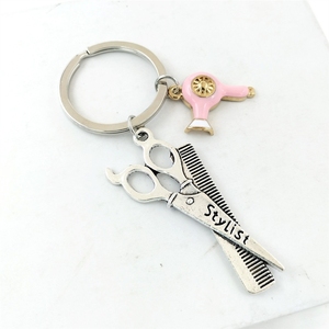 Tijeras de estilista, secador de pelo, peine, llavero de peluquero - Product Image 1