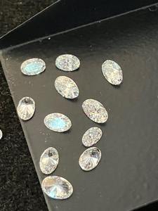 Diamantes Melee Ovalados Cultivados en Laboratorio CVD HPHT, Corte Excelente, Color VVS E, Perforados con Láser - Product Image 3