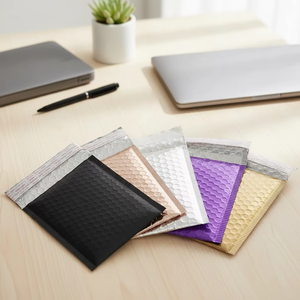 Sobre de Envío Pequeño Metálico de Color Personalizado, Resistente, Ecológico, Reciclado, Impermeable y Seguro, con Burbujas de Polietileno y Logotipo Personalizado - Product Image 1