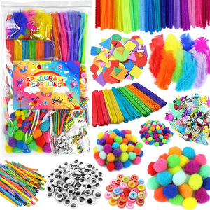 Paquete de variedad de manualidades creativas DAMAI DIY que incluye pompones, botón de lentejuelas de espuma, ojos saltones, ideal para educación temprana - Product Image 1