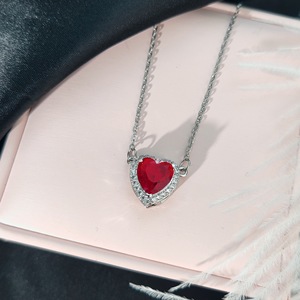 Collar de Acero Inoxidable con Flecha y Espada de Zirconio Rojo, Moderno y Personalizado, para Joyería Femenina - Product Image 6