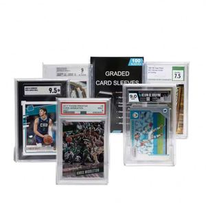 Protège-cartes gradués (100 unités) – Étuis de protection en plastique pour cartes de sport avec face avant et arrière transparentes - Product Image 1