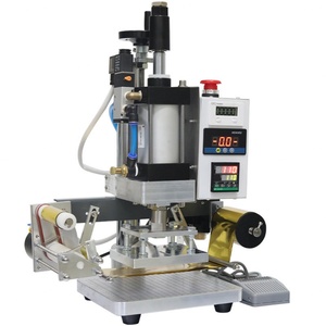 Machine de marquage à chaud pneumatique de haute qualité pour le gaufrage de logos personnalisés sur cartes PVC, livres, cuir et bois - Product Image 3