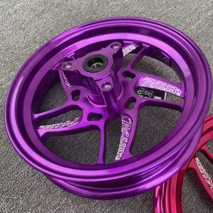 Moyeu de roue de 12-10 pouces spécialement conçu pour les motos électriques, haute résistance, léger, durable et sans déformation. - Product Image 5