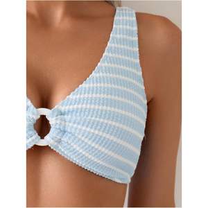 ชุดบิกินี่ผู้หญิงลายทาง คอวี เอวสูง แบบสองชิ้น ผ้าสแปนเด็กซ์โพลีเอสเตอร์ยืดหยุ่น ดีไซน์เว้าลายเกลียว - Product Image 5