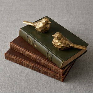 Figuras de Pájaros de Latón Facetado BIG - Juego de Decoración Geométrica Moderna para Mesa (19CM X 7.5CM X 13CM) - Product Image 2