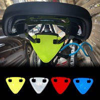 Réflecteur triangulaire pour selle de vélo avec logo personnalisé, multicolore, plaque réfléchissante de sécurité pour le cyclisme, réflecteur d'avertissement à fixer sur la selle de vélo