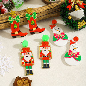 Vente en gros de boucles d'oreilles de Noël en acrylique mignon dessin animé casse-noisette <span class=keywords><strong>soldat</strong></span> bonhomme de neige <span class=keywords><strong>bottes</strong></span> de cowboy occidentales boucles d'oreilles pour femmes - Product Image 3