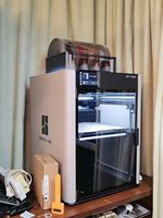 Imprimante 3D Bambu Lab H2S AMS Combo grand format 4-en-1 avec vitesse d'impression de 1000 mm/s, haute précision et prise en charge multicolore