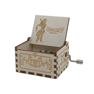 Boîte à musique miniature à manivelle, thème dessin animé moderne, effet bois, logo gravé, 'you Are My Sunshine', cadeau populaire pour anniversaire <span class=keywords><strong>et</strong></span> Noël - Product Image 4