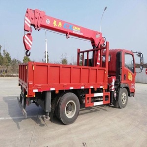 Grúa CX CRANE Montada en Camión Rojo, Pluma Telescópica, Sistema Hidráulico, Vehículo de Ingeniería Especial - Product Image 5