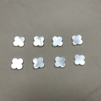 Pierres de nacre naturelle de qualité supérieure, blanches, en forme de trèfle à quatre feuilles