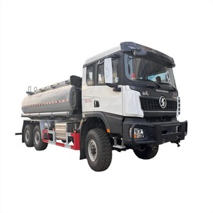 Camion-citerne à carburant tout-terrain SHACMAN 6x6 15000L, citerne à diesel avec pompe pour applications minières - Product Image 1