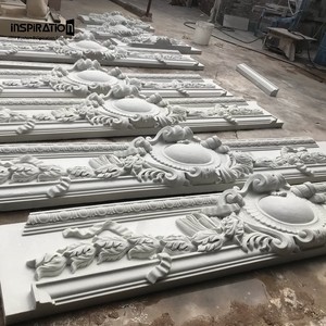 Pédiment cassé en <span class=keywords><strong>pierre</strong></span> moulée avec sculpture en relief d'ange baroque pour l'extérieur de villa ou de manoir - Product Image 6