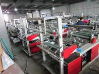 RQL-800 Zijdelingse Verzegelings- en Snijmachine met Automatische Aanvoer en Servomotor, Snijplotter voor Sticker Vellen, Machine