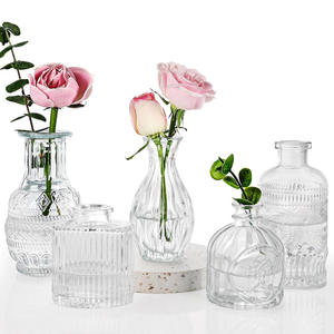 Jarrones <span class=keywords><strong>de</strong></span> cristal vintage hechos a mano, piezas <span class=keywords><strong>de</strong></span> decoración impresionantes para flores, centros <span class=keywords><strong>de</strong></span> mesa e interiores inspirados en antigüedades - Product Image 4