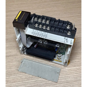 ยี่ห้อใหม่ 100% ของแท้ CQM1-OD211 ทรานซิสเตอร์เอาต์พุตโมดูล 8 จุด 2A 24V สำหรับ CQM1H PLC ระบบอัตโนมัติ - Product Image 5