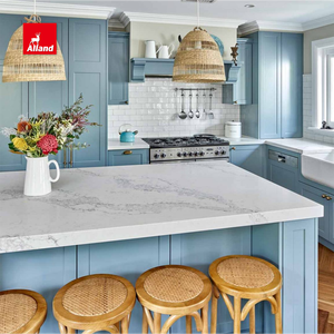 Mobile da Cucina in Stile Hampton Nordico Classico di Design dalla Cina, con Ante Shaker Chic e Accoglienti Blu Ghiaccio e Frigorifero per Vini - Product Image 1