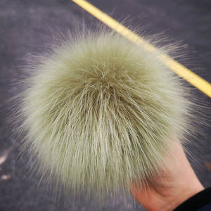 Groothandel Hoge Kwaliteit Faux Vos Haar Pompom Puff 16Cm Diy Authentieke Zachte Simulatie Wasbeer Pom Bal Met Pin - Product Image 6