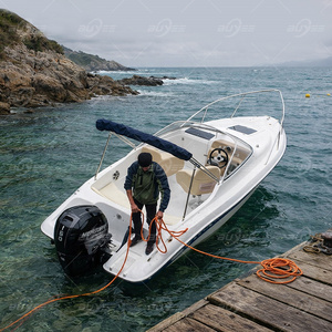 Barco de Fibra de Vidrio de 18 Pies (5.5 Metros) para Pesca y Recreación, Éxito de Ventas de Verano - Product Image 6