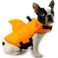 Maillot de bain pour chien avec aileron de requin, gilet de sauvetage pour animaux de compagnie, veste flottante avec poignée de flottabilité et de sauvetage, costume de bain pour chien de taille moyenne et grande