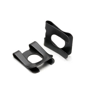 Anneau de retenue DK noir en acier au manganèse 65M, anti-déchirure, vente en gros d'usine, pièces automobiles estampées - Product Image 1