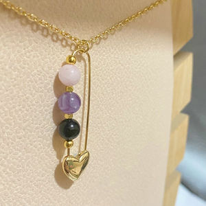 Épingle de sûreté Dainty Heart avec <span class=keywords><strong>collier</strong></span> pendentif en perles de pierre de naissance naturelle pour les femmes nouveauté 2023 - Product Image 2