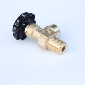 QF-2G1 15MPa <b>Gas</b> <b>Cylinder</b> Valve Oxygen-Nitrogen-Air Metal <b>Cylinder</b> Valve with <b>Cylinder</b> Head PZ27.8 G5/8 Switch for <b>Gas</b> <b>Cylinders</b> - Product Image 3