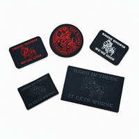 Patch moral tactique personnalisé en PVC 3D, motif crâne de pompier, en caoutchouc, avec fixation auto-agrippante pour équipement, sacs à dos et vêtements
