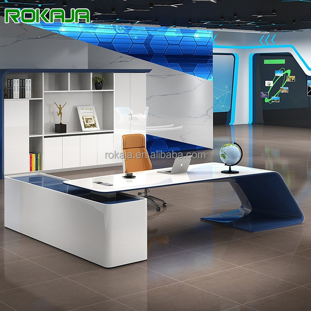 Luxury Smart Office Table L Shaped Desk Solid Wood Frame or Mdf Piano High Gloss Paint Executive Ceo Manager Table Set