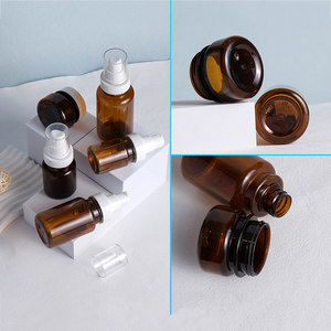 Bottiglia ambra per animali domestici 60ml 100ml 120ml 150ml per la <span class=keywords><strong>crema</strong></span> <span class=keywords><strong>solare</strong></span> cosmetica <span class=keywords><strong>Spray</strong></span> per Toner 30g 50g <span class=keywords><strong>crema</strong></span> per il viso marrone con guarnizione della pompa - Product Image 5