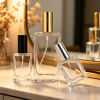 Flacon de parfum vide en verre transparent carré, atomiseur de parfum rechargeable, flacon cosmétique pour emballage de parfum et d'huiles essentielles