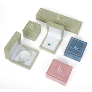 Boîtes d'emballage de bijoux en microfibre de luxe personnalisées avec logo, en velours vert et <span class=keywords><strong>rose</strong></span>, pour bagues et colliers, avec surpiqûres - Product Image 6