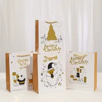 Sacs cadeaux en papier de Noël minimalistes avec accents dorés, sacs en kraft de luxe pour l'emballage de vente au détail des fêtes, logo personnalisé disponible
