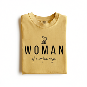 T-shirt casual da donna con grafica Woman Of A Certain Rage, manica corta, girocollo, 100% cotone - Product Image 1