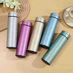 ขวดน้ำเก็บความร้อนสแตนเลส 304 ปราศจากสาร BPA ขนาด 500 มล. พร้อมที่กรองชาและฝาปิดแสดงอุณหภูมิแบบ LED - Product Image 2