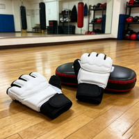 Gants d'entraînement de Taekwondo à demi-doigts personnalisés de haute qualité à prix abordable pour l'entraînement