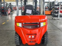 Forklift Counterbalance Listrik China CPD20HA 2 Ton 4WD dengan Baterai Asam Timbal, Hydraulic Side Shifter, Ban Pneumatik, dan Kursi Pengemudi