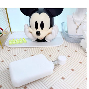 Odm Độc Đáo Phẳng Chai Nước A7 A5 A6 Mỏng Tinh Tế Màu Đen Trắng Xách Tay Vuông Nước Bằng Thép Không Gỉ Chai Cho Cuộc Sống Hiện Đại - Product Image 4