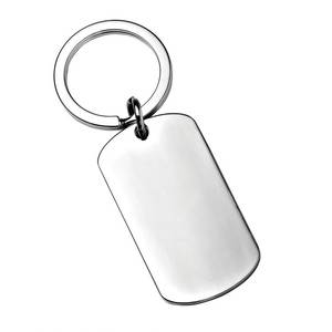 Porte-clés en métal personnalisé, plaque rectangulaire, ouvre-bouteille, style tendance, matériau en alliage, logo gravé au laser, impression émail dur - Product Image 1