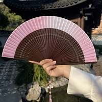 Éventail pliable Hanfu de style ancien, nouveau modèle chinois, en bambou vert et fleurs de cerisier, pour femmes, danse classique