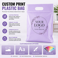 Sac en plastique violet imprimé sur mesure avec logo, poignée découpée, emballage personnalisé pour vêtements, boutique de détail, shopping