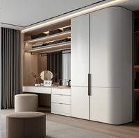 Armoire et coiffeuse sur mesure modernes pour chambre principale, meubles de dressing intégrés